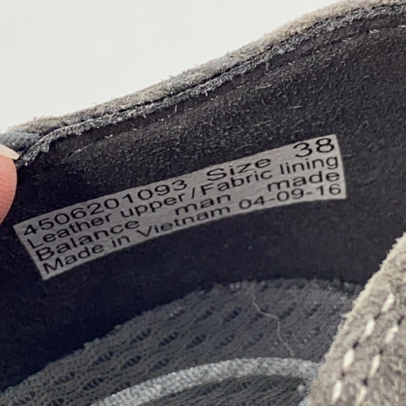 Dansko slip on sneaker elastic straps. Gray. Sz 38 - Picture 7 of 7